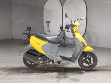 Suzuki Let's4