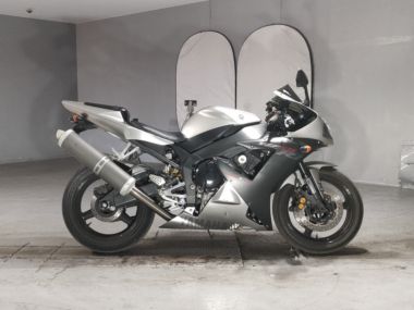 Yamaha Yzf-R1
