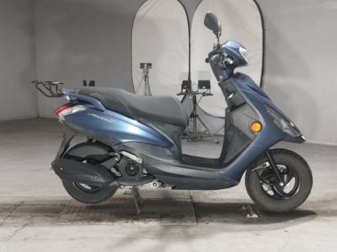 Yamaha Axis Z