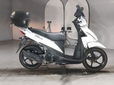 Suzuki Address V110