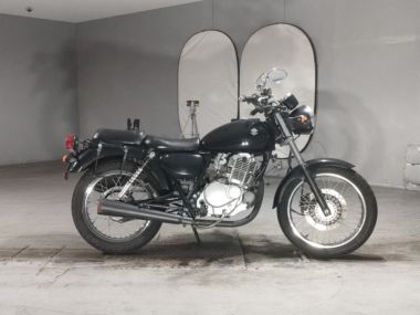Suzuki ST250