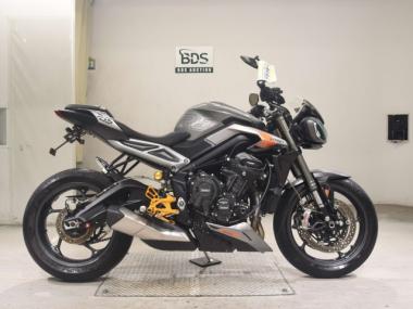 Triumph Street Triple RS