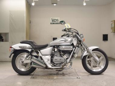 Honda Magna 250