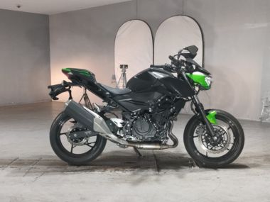 Kawasaki Z400
