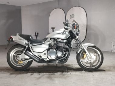 Honda X4