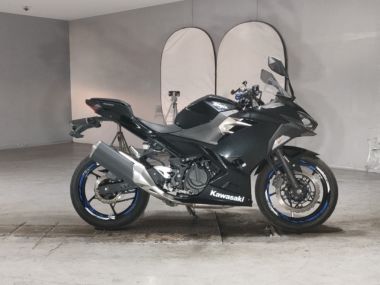 Kawasaki Ninja400