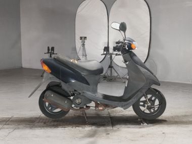 Suzuki Let's2