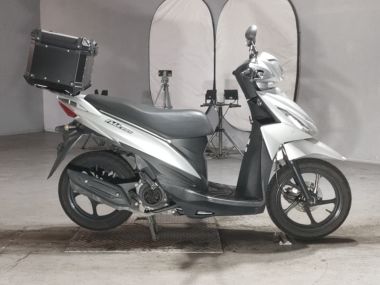 Suzuki Address V110