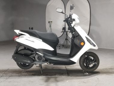 Yamaha Axis Z