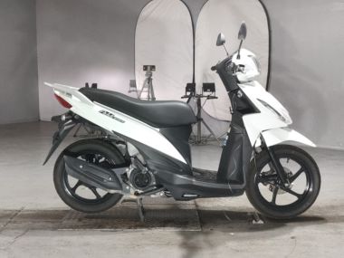 Suzuki Address V110