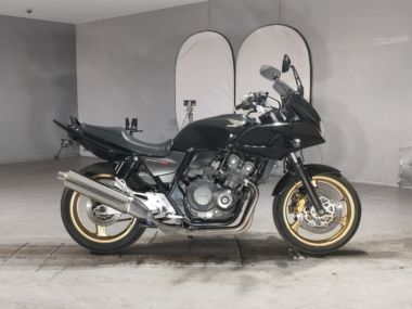 Honda CB400SFV Boldor