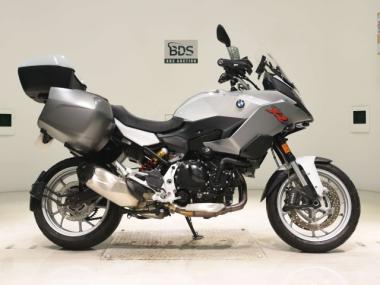 BMW F900XR