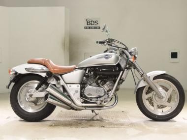 Honda Magna 250