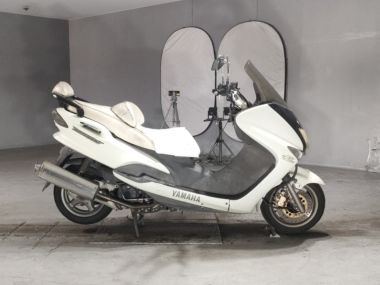 Yamaha Majesty 125