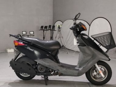 Yamaha Axis Treet