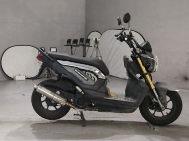 Honda Zoomer-X