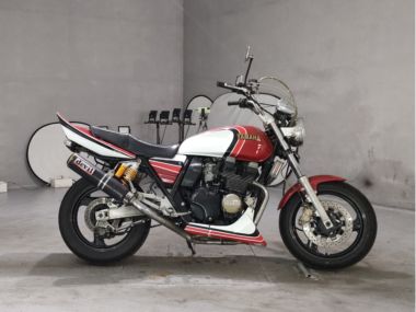 Yamaha XJR400