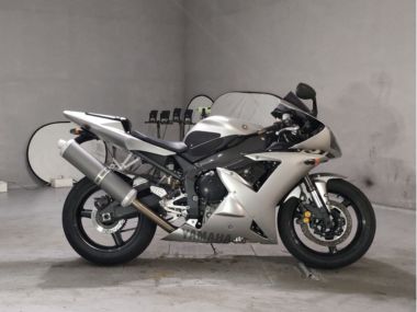 Yamaha Yzf-R1
