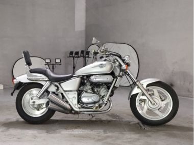 Honda Magna 250