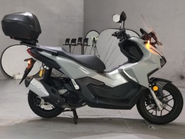 Honda ADV160