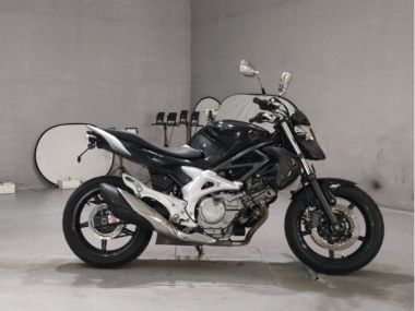 Suzuki Gladius400