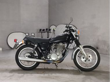 Yamaha SR400