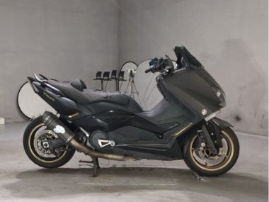 Yamaha T-MAX530