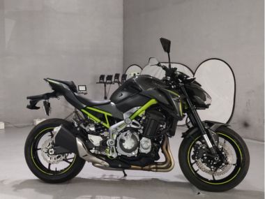 Kawasaki Z900