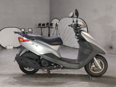 Yamaha Axis Treet