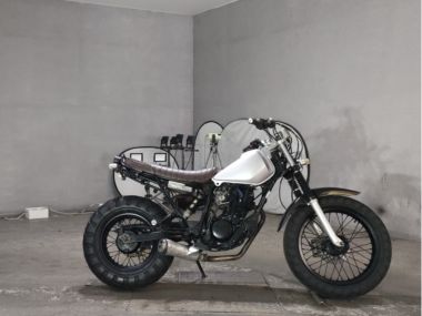 Yamaha TW200