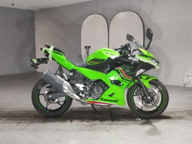 Kawasaki Ninja400
