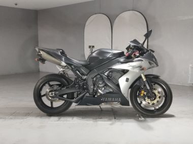 Yamaha Yzf-R1