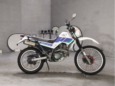 Yamaha Serow 225