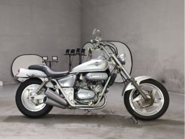 Honda Magna 250