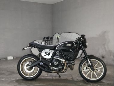 Ducati Scrambler Cafe Racer