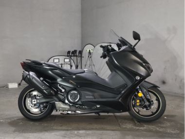 Yamaha T-MAX560