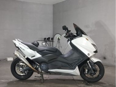 Yamaha T-MAX530