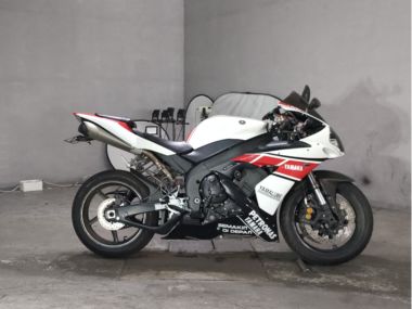 Yamaha Yzf-R1