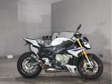 BMW S1000R