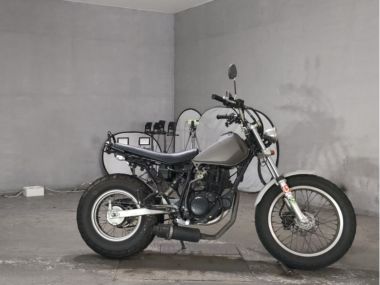 Yamaha TW200