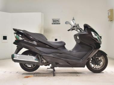 Suzuki Skywave 250s
