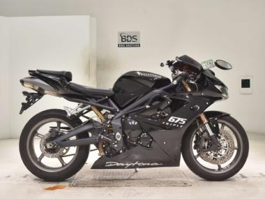 Triumph Daytona675