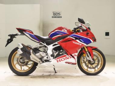 Honda CBR250RR A