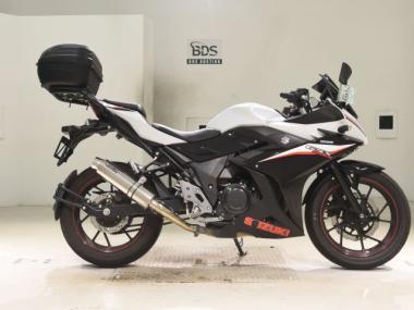 Suzuki GSX250RA