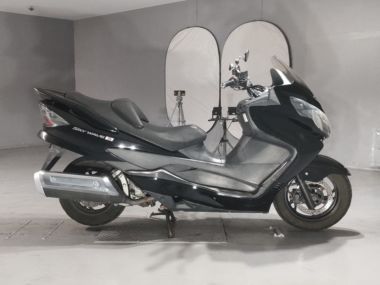 Suzuki Skywave 250s