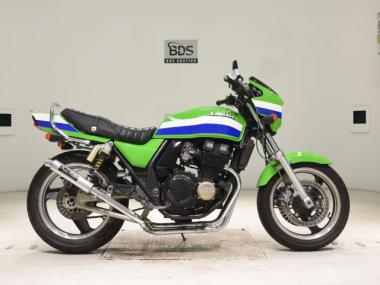 Kawasaki ZRX400