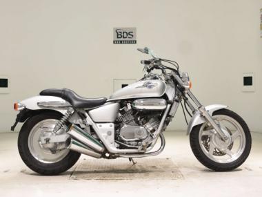 Honda Magna 250