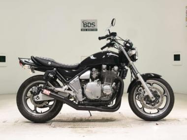 Kawasaki Zephyr1100
