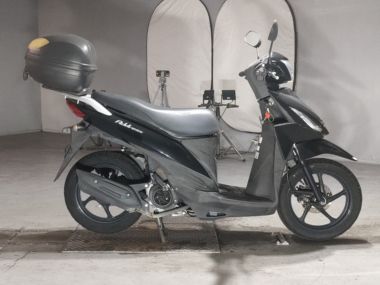 Suzuki Address V110