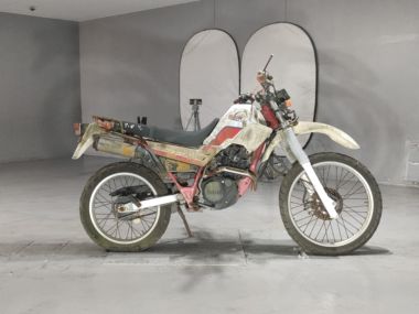 Yamaha Serow 225